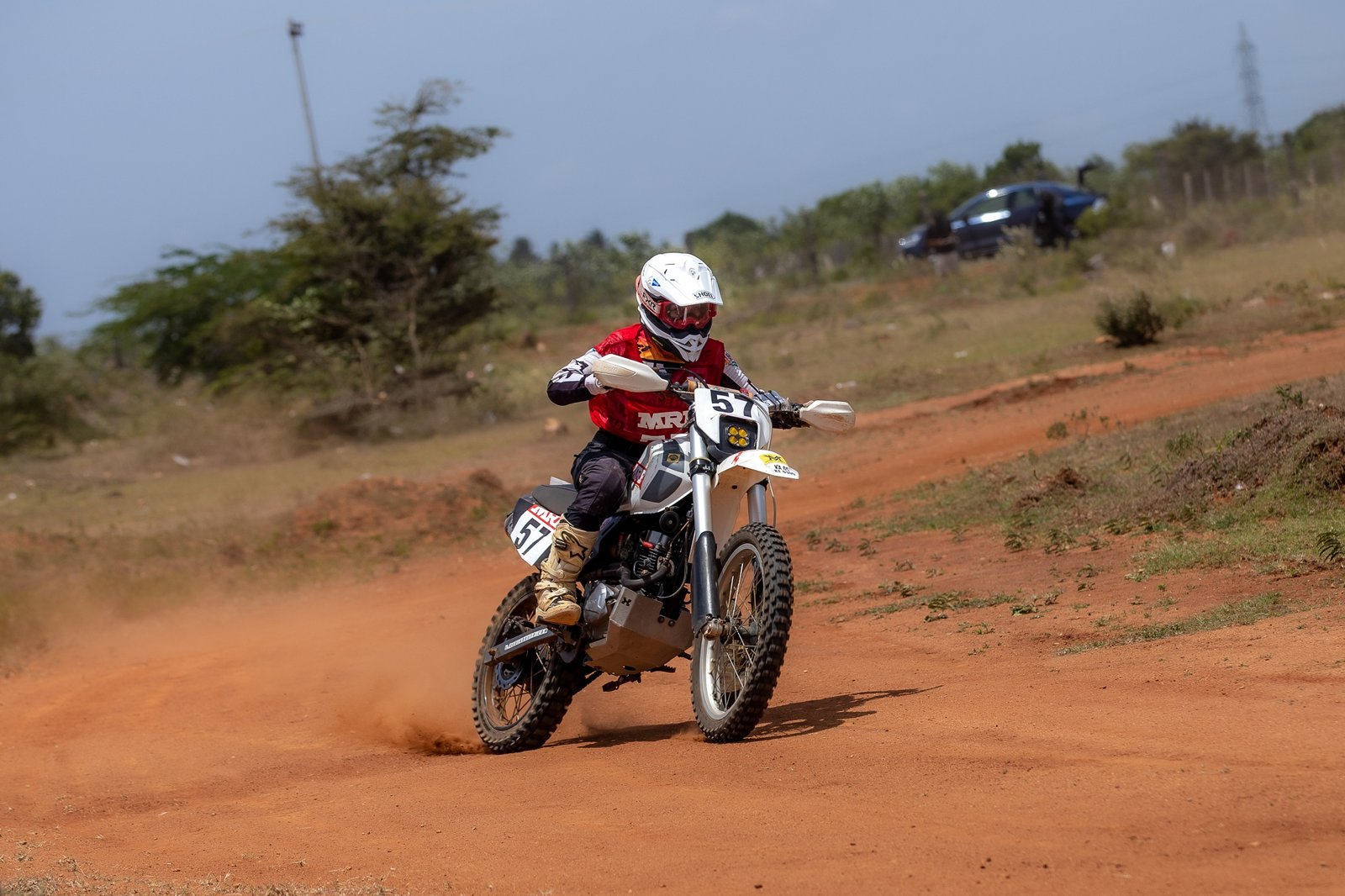 WhatsApp Image 2025-10-27 at 13.14.36